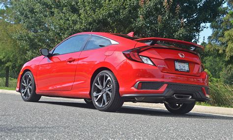 The civic si has only one option, everything else is standard. 2017 Honda Civic Si Coupe Review & Test Drive : Automotive ...