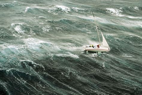 Sailing What To Do In A Storm Whatdosi