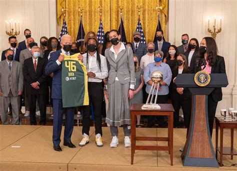Biden Meets Wnbas Seattle Storm In The White House Upolitics