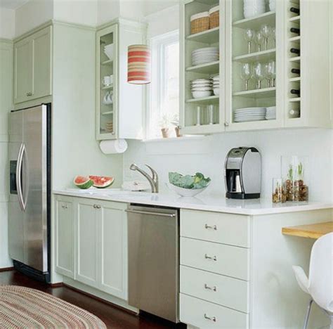 Kabinet dapur dapat membantu menjimatkan ruang bagi tujuan penyimpanan barang agar kelihatan lebih tersusun. 60 Desain Kabinet Dapur Cantik Yang Cocok Untuk Rumah Anda ...