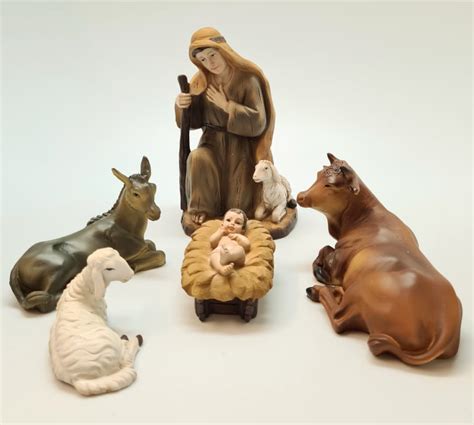 Christmas Nativity Set Scene Figures Polyresin Figurines Baby Jesus 11