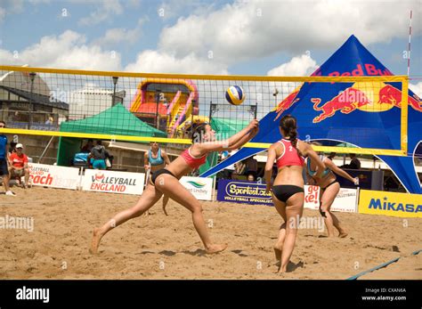 Volleyball On Skegness Beach Stock Photo Alamy