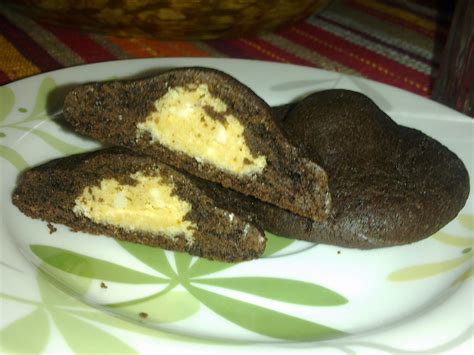 Wah, memang mudah sangat tengok resepi biskut makmur ni… tak payah bakar, tak guna oven pun. Resepi Kuih Makmur Inti Susu - H Contoh