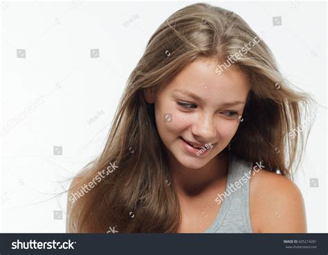 Photo De Stock Cute Teenage Girl Freckles Woman Face 605214281