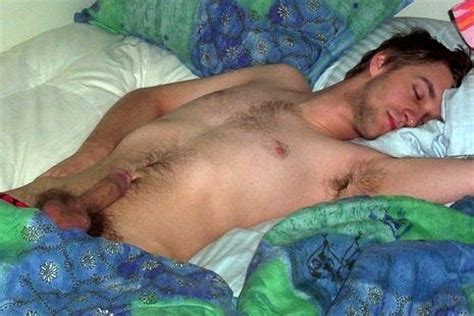 Guy Caught Sleeping Naked Spycamfromguys Hidden Cams Spying On Men