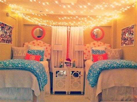 Would the hallway stand out with wedding portraits or are those better suited for the bedroom? Diwali-inspired decor - Innovative uses of String-lights