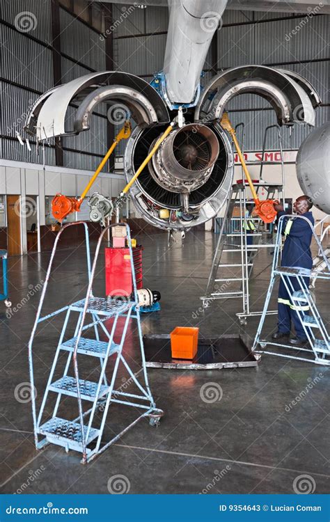 Aircraft Maintenance Royalty Free Stock Photography Cartoondealer Com