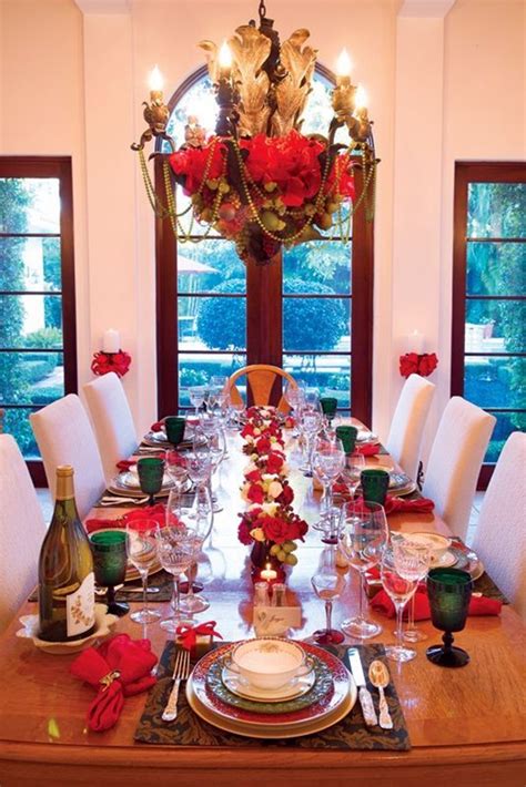 These cracking christmas decorating ideas will arm you with all the inspiration you need to create the fantastical festive home of your dreams. 40 Christmas Table Decoration Ideas