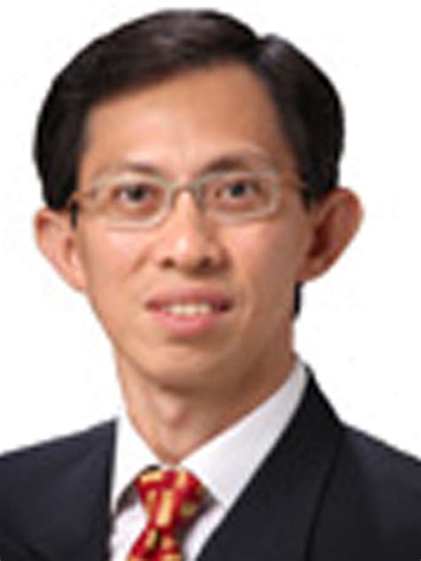 He was born and raised in singapore. Dr James Tan Siah Heng Consultant Spine Neurosurgeon ...