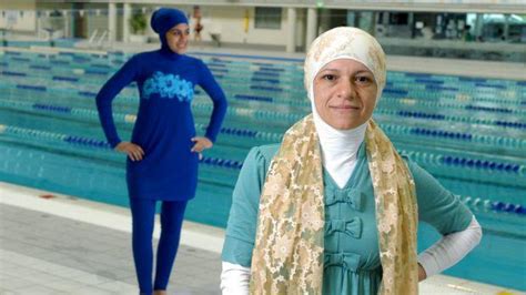 Check spelling or type a new query. Tanggapan Aheda Zanetti, Si Perancang Mode Burkini tentang ...