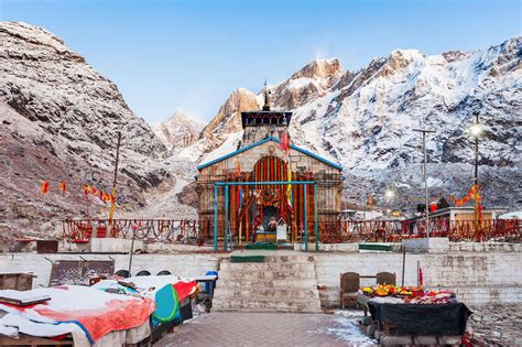 Kedarnath temple opened on thursday, may 9 on the kedarnath temple timings: 10 Stunning Temples You Must Explore In India - Hand ...
