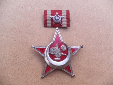 Montgomery Militaria Ww1 Ottoman Turkish Gallantrymerit Medal