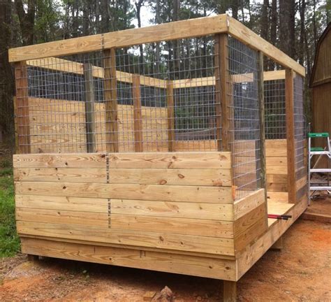 Indooroutdoor Kennel Setup Kennel Setup With Plywood In The Middle To