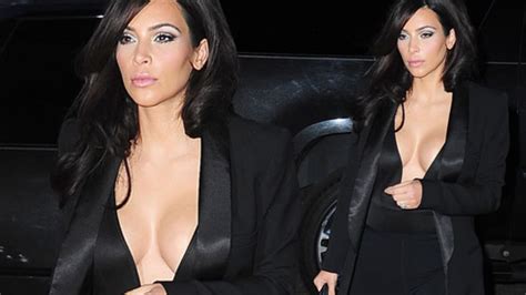 kim kardashian zeigt wieder dekolleté stars24