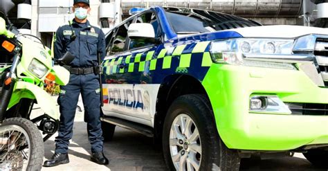 En Colombia Policías Ya Estrenan Su Nuevo Uniforme