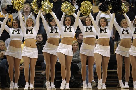 College Basketball S Top 25 Hottest Cheerleaders Bleacher Report Latest News Videos And