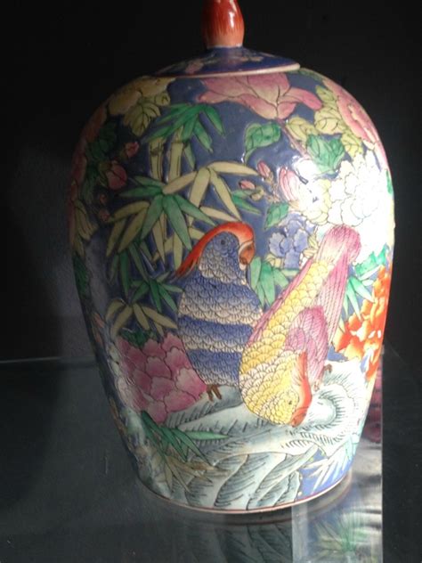 Finding The Value Of A Old Japanese Vase Thriftyfun