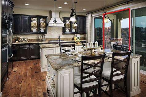As many people host and cook for guests, people want their kitchens to look nice and feel inviting. 10 Design Trends for the New Home Market: Part 1 - KGA