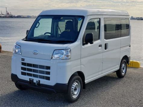 Daihatsu Passenger Van