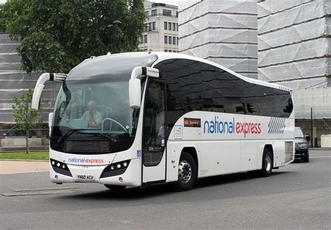 London Bus Routes | National Express Coaches