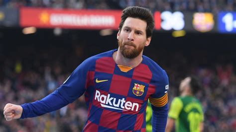 Yes, messi is, as of right now, out of contract at camp nou and essentially a free . Lionel Messi contract news: Barcelona star halts talks ...