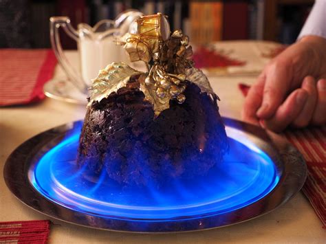 This is followed by either christmas pudding or a christmas trifle and later tea, coffee and mince pies. A Traditional British Christmas Dinner - Britain and ...