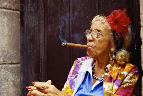Pin On Abuela Cubana Con Puro Old Cuban Lady With Cigar