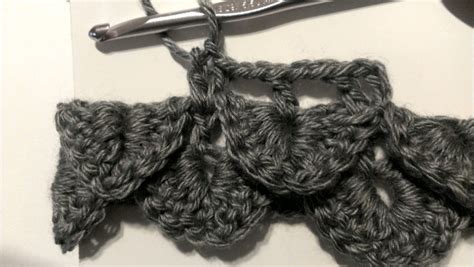 Dragon scale fingerless gloves free crochet pattern. Dragon Scale Fingerless Gloves Free Pattern - Knittting ...