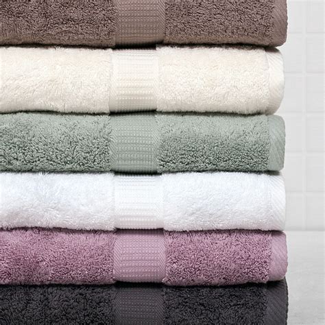 Bath towels are always handy to have around, whether it's for personal use only or you're laying them out for your house guests. Christy Serene Luxury 100% Cotton 630 GSM Bath Bathroom ...