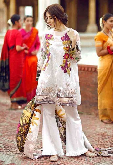 Pakistani Eid Dresses For Girls To Try In 2019 Pakistani Fancy