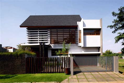 Desain rumah minimalis 4 kamar tidur 1 lantai ala arsitek jepang. Inspirasi Desain Arsitektur Rumah Tropis Minimalis karya ...