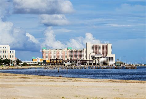 Mississippi's Most Charming Beach Towns - WorldAtlas