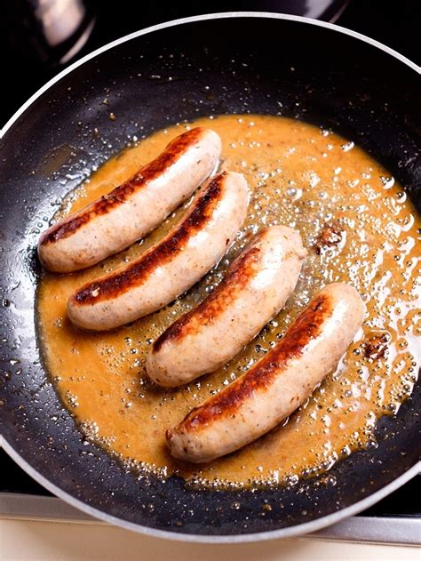 See full list on wikihow.com How to Cook Raw Sausage to Get the Best Flavor in 6 Easy Steps