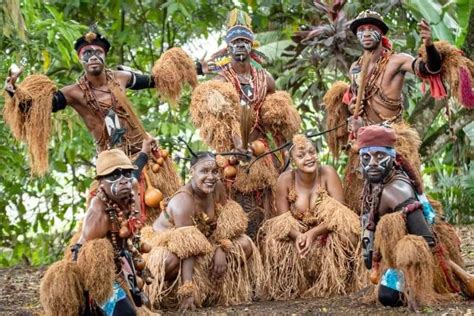Groupe De Danse Traditionnelle Fanggabonculture Gabonaise Teddy