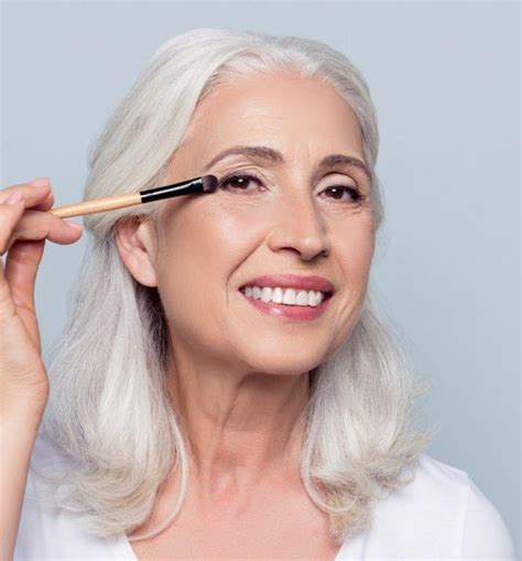 Makeup For Women Over 60 Makeup Tips For Older Women Makeup For Older Women Older Women