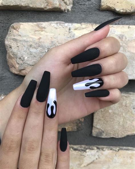 Pin De Itzel Rivera En Nails Manicura De Uñas Uñas Negras Largas