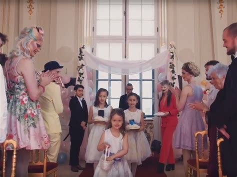 Siri And Alexa Marry In A Pride Themed Stunt For Viennas Tourist Board Ad Age