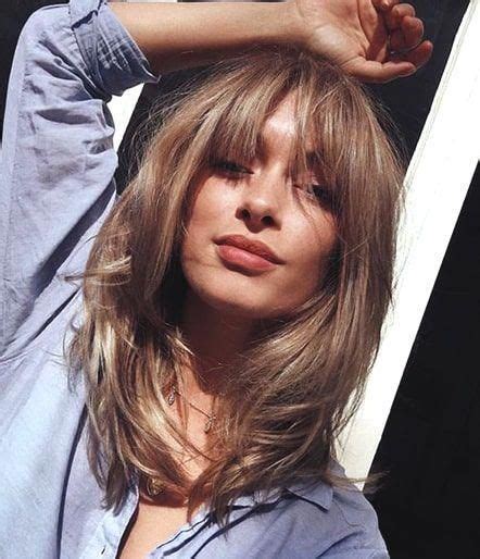 Curtain bangs aren't just for ladies with straight hair—they look equally fabulous on curls of all kinds. curtain-bangs-hairstyle-trend-blonde-hair-hairstyle-ideas ...