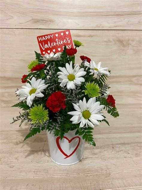 send flowers to your loved ones blossom town florist floral delivery 56283