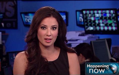 Top 10 Hottest Women News Anchors Around The World