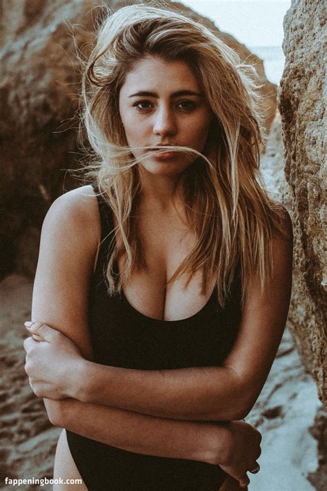 Lia Marie Johnson Nude Sexy The Fappening Uncensored