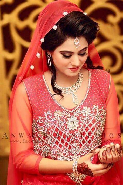 Pin By Kaz Ganai On Pakistani Weddings Bridal Makeup Looks Pakistani