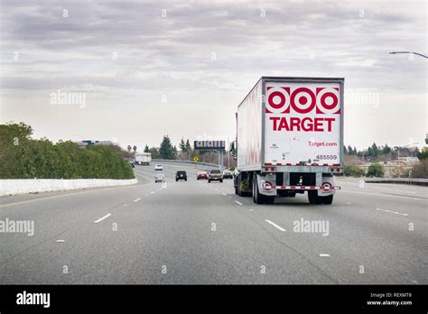 Target stores usa hi-res stock photography and images - Alamy