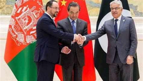 نشست سه‌جانبه افغانستان چین پاکستان بیجنگ از ثبات در افغانستان حمایت