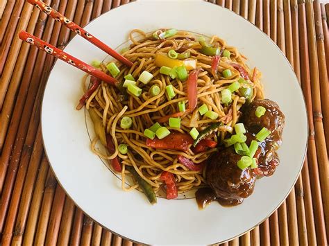 They cook in about 2 minutes, so are perfect for a quick and easy. Ground Beef Lo Mein Recipe | Recipes.net