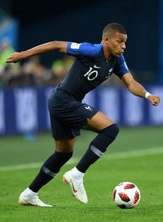 See more of kylian mbappé on facebook. 110 ideeën over Kylian Mbappé | voetbal, voetbal poster ...