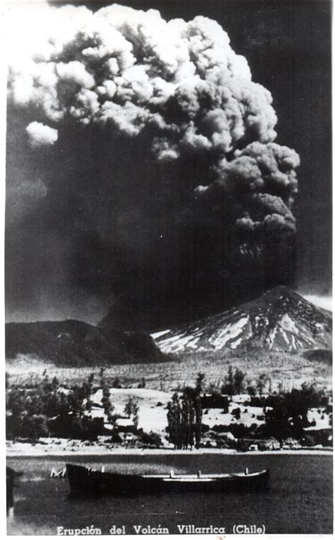 Erupción Del Volcán Villarrica 1° De Enero De 1949 Vista Desde La Poza