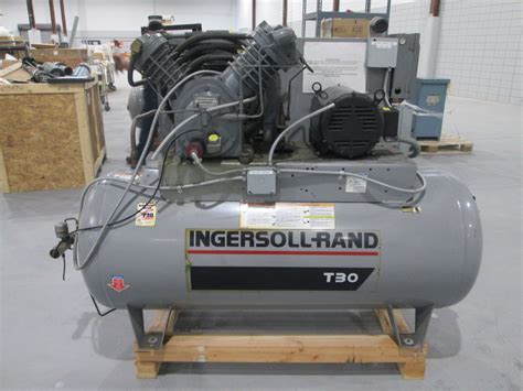 Ingersoll Rand 30t Twin Piston Type Air Compressor Wbaldor Standard E