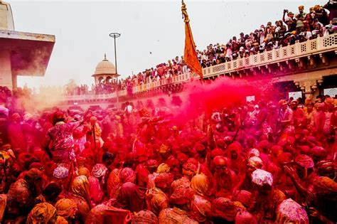 Best Places For Holi Celebration In Vrindavan And Barsana 2021