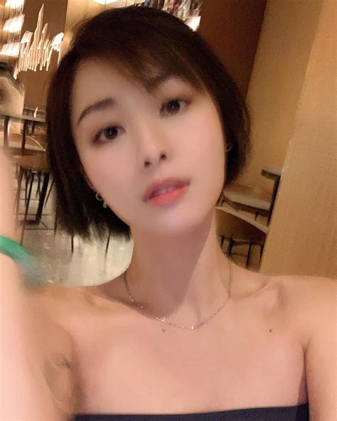 Liu1ting Beauty Instagram Girl Photos